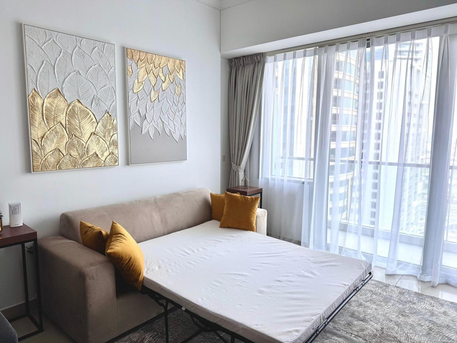 Elegant 1br In Ocean Heights Apartment Dubai