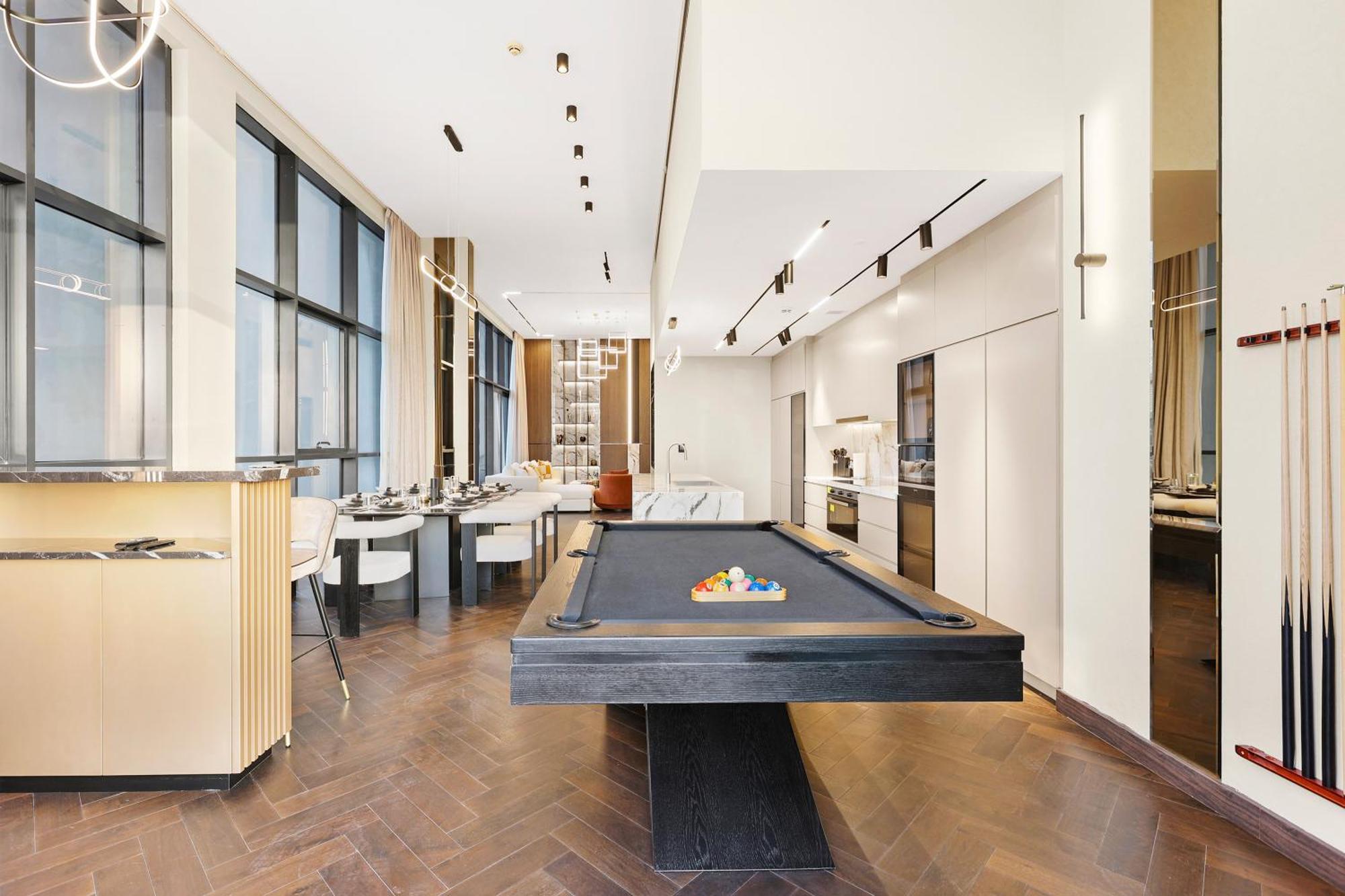 First Class Penthouse Elegance Meets Luxury Dubai