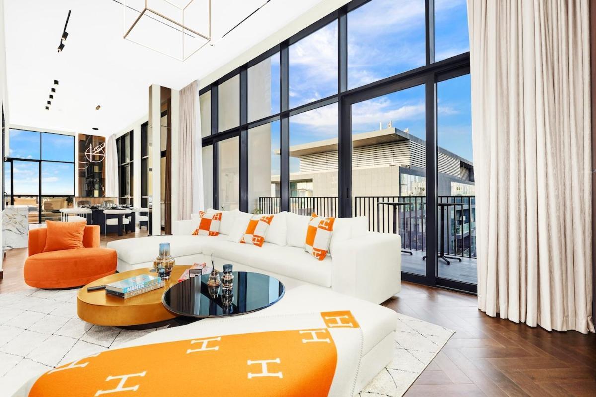 First Class Penthouse Elegance Meets Luxury Apartment *