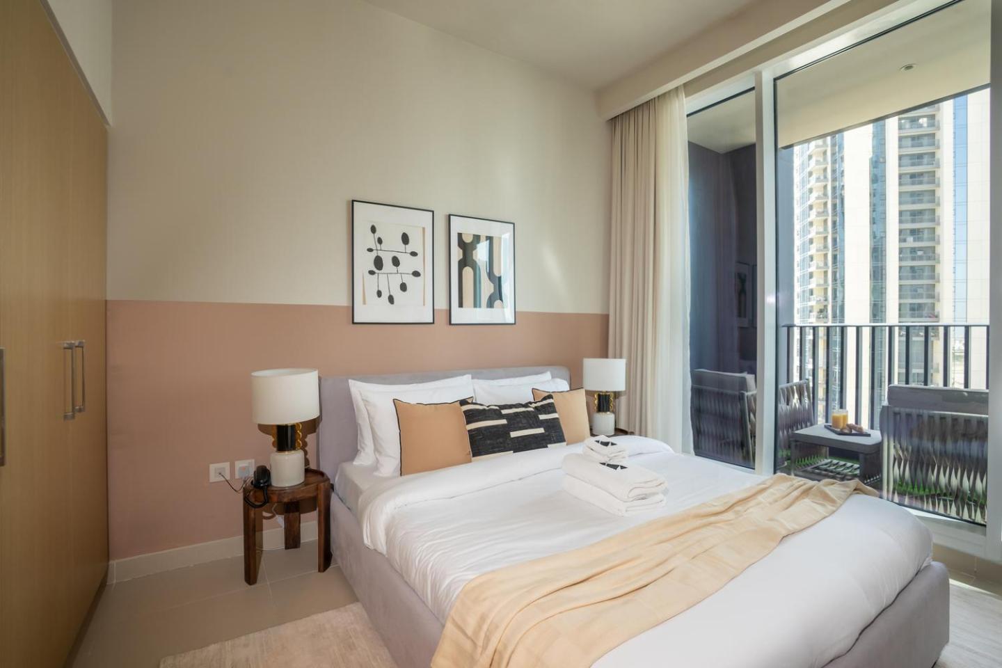 Creek Island Retreat With Balcony, Pool & Gym Dubai