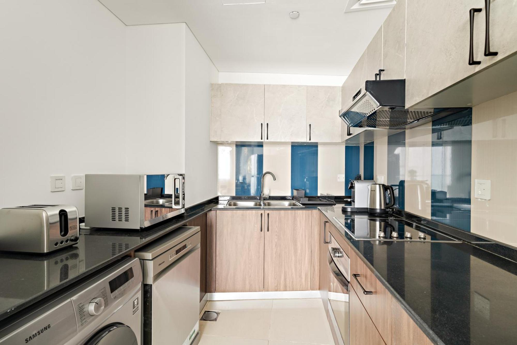 Elegant 1br In Ocean Heights Apartment