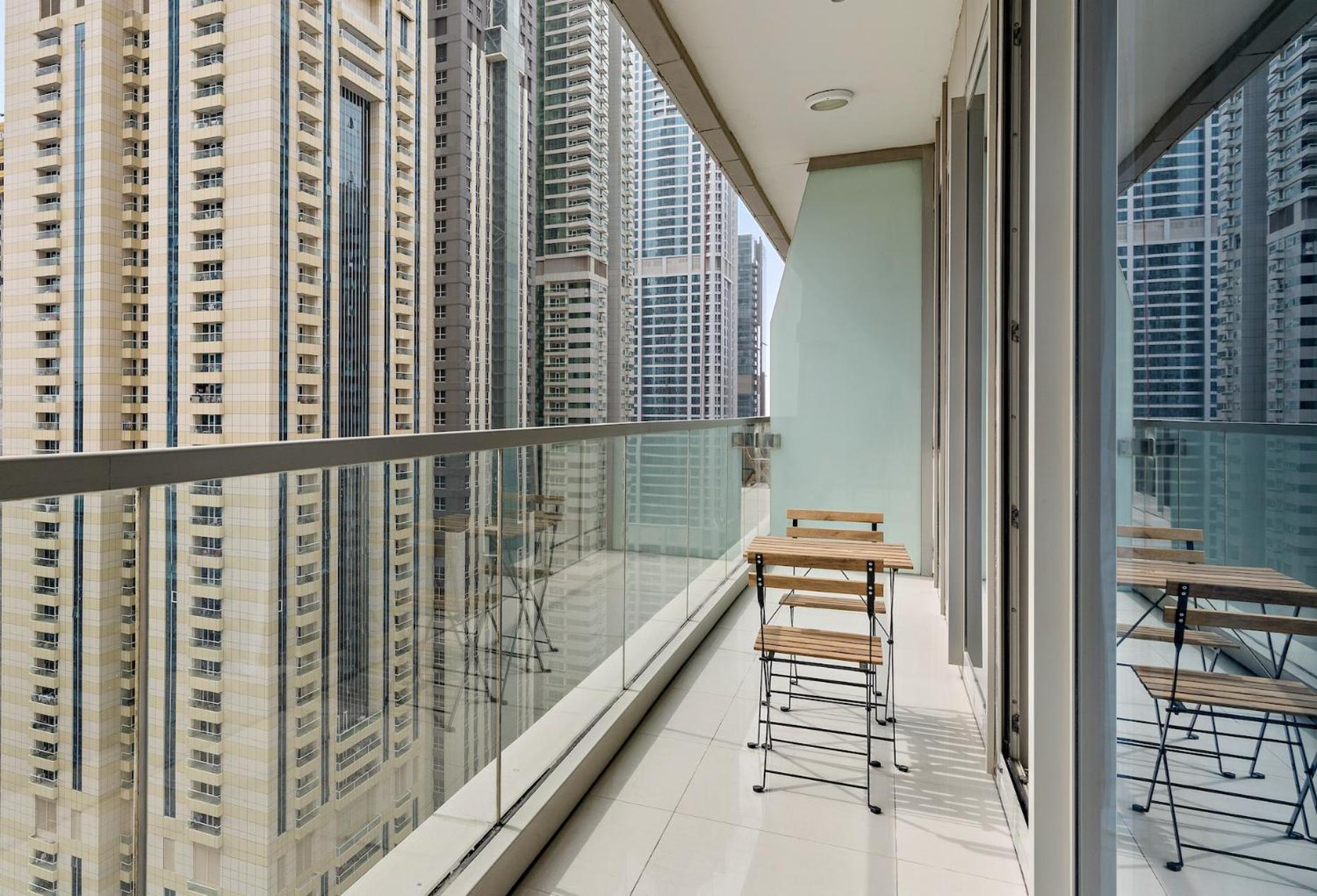 Apartment Elegant 1br In Ocean Heights Dubai