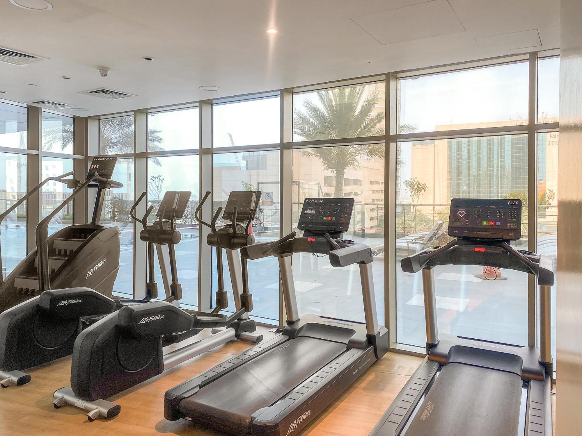 Elegant 1br In Ocean Heights * Dubai