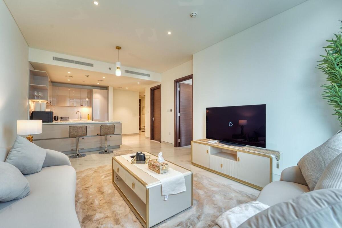 Apartment Modern 1br Retreat Creek Vistas Dubai