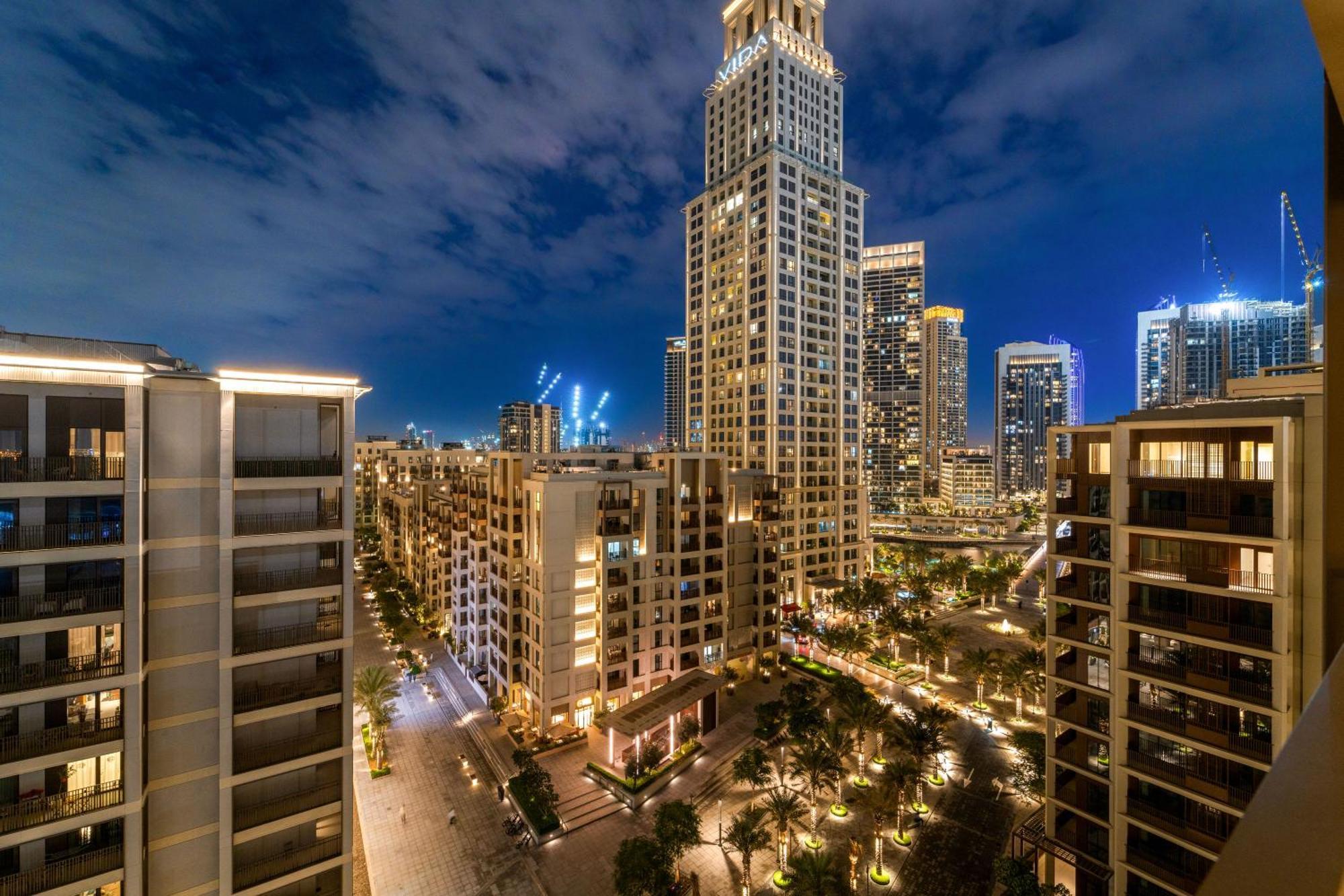 Luxe 1br In Orchid Creek With Balcony Pool & Gym Apartment *
