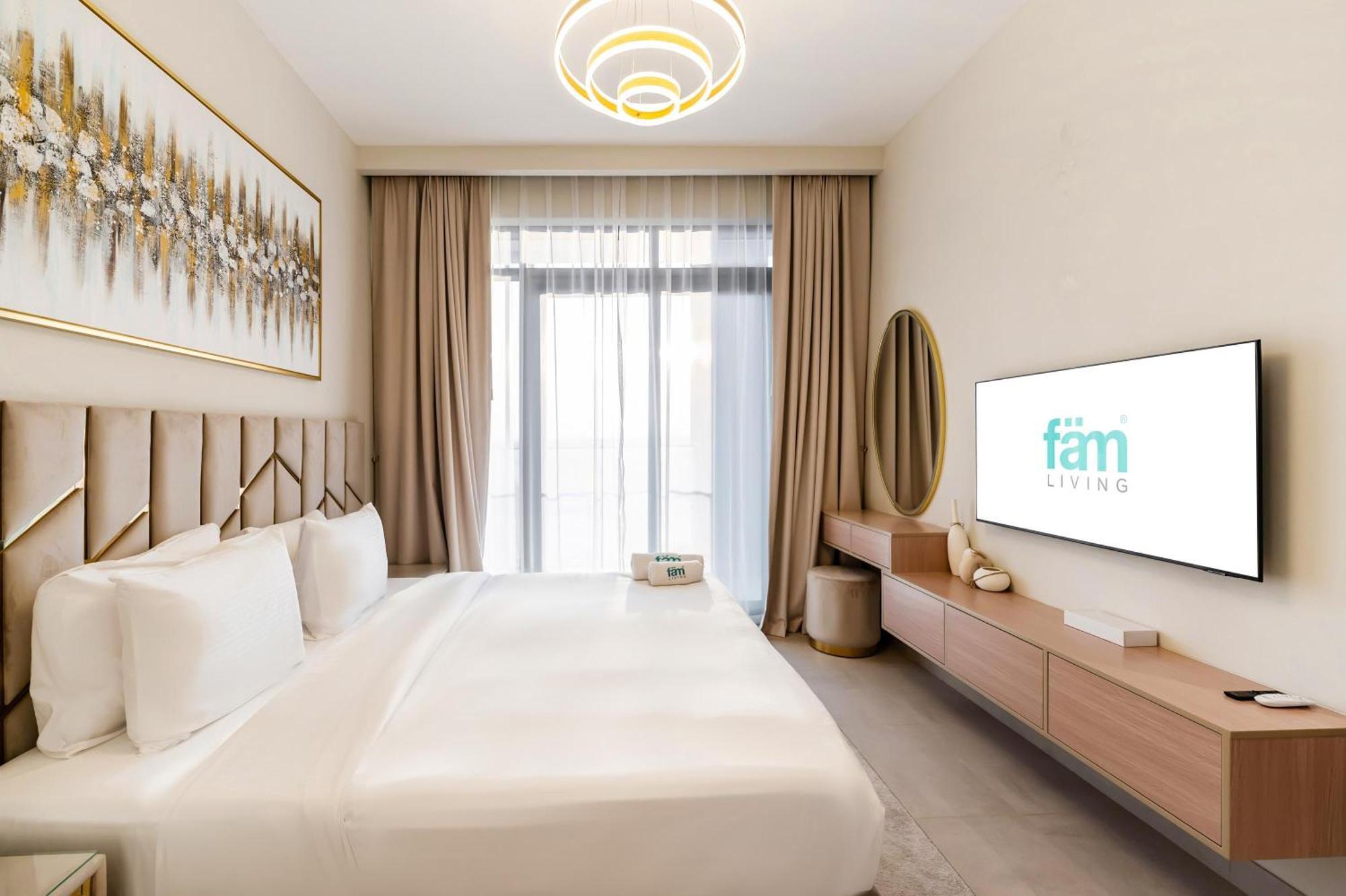 Fam Living - Elegant In Azizi Greenfield * Dubai