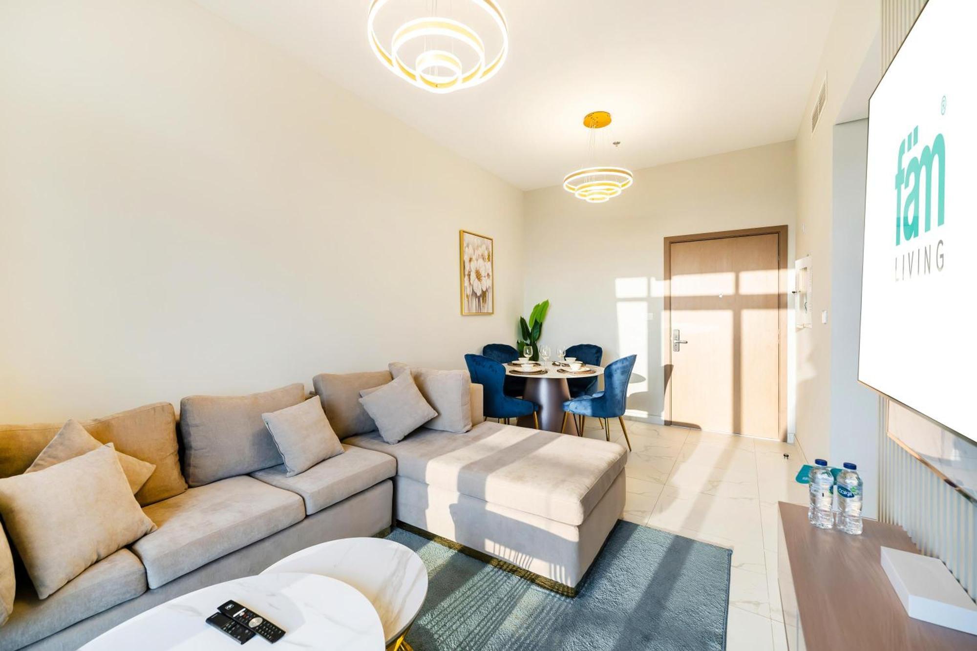 Apartment Fam Living - Elegant In Azizi Greenfield Dubai