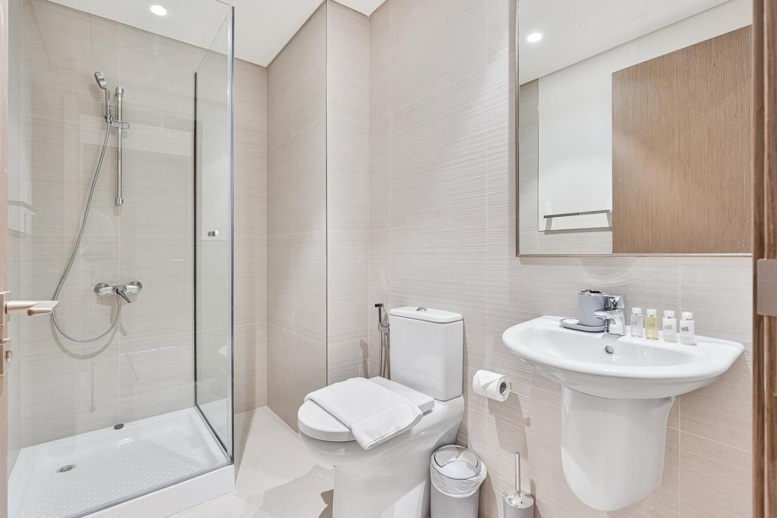 Luxury 3br With Burj Khalifa Views *