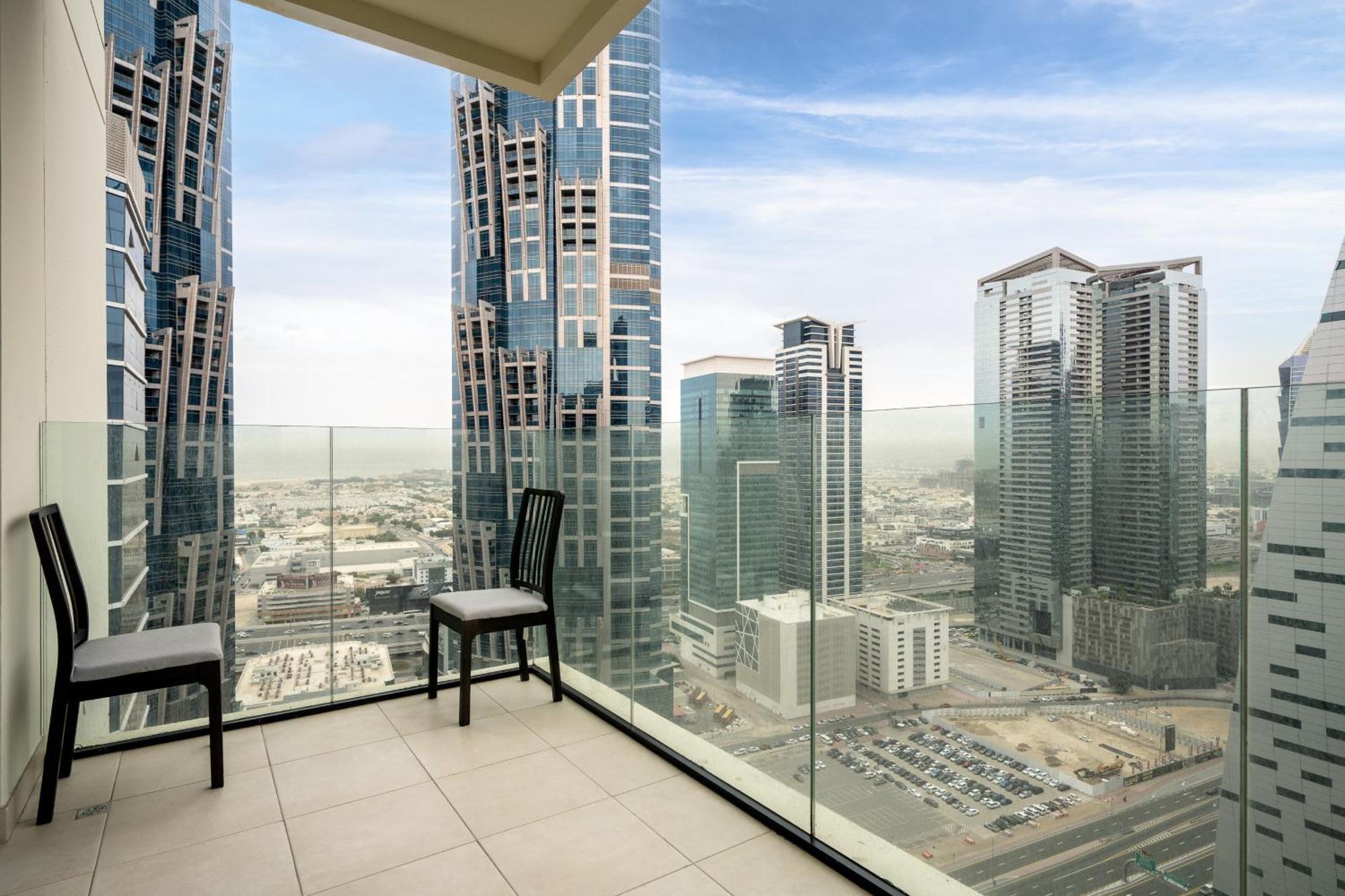 Spacious 2-bedroom At Missoni, Steps From Canal, Business Bay *