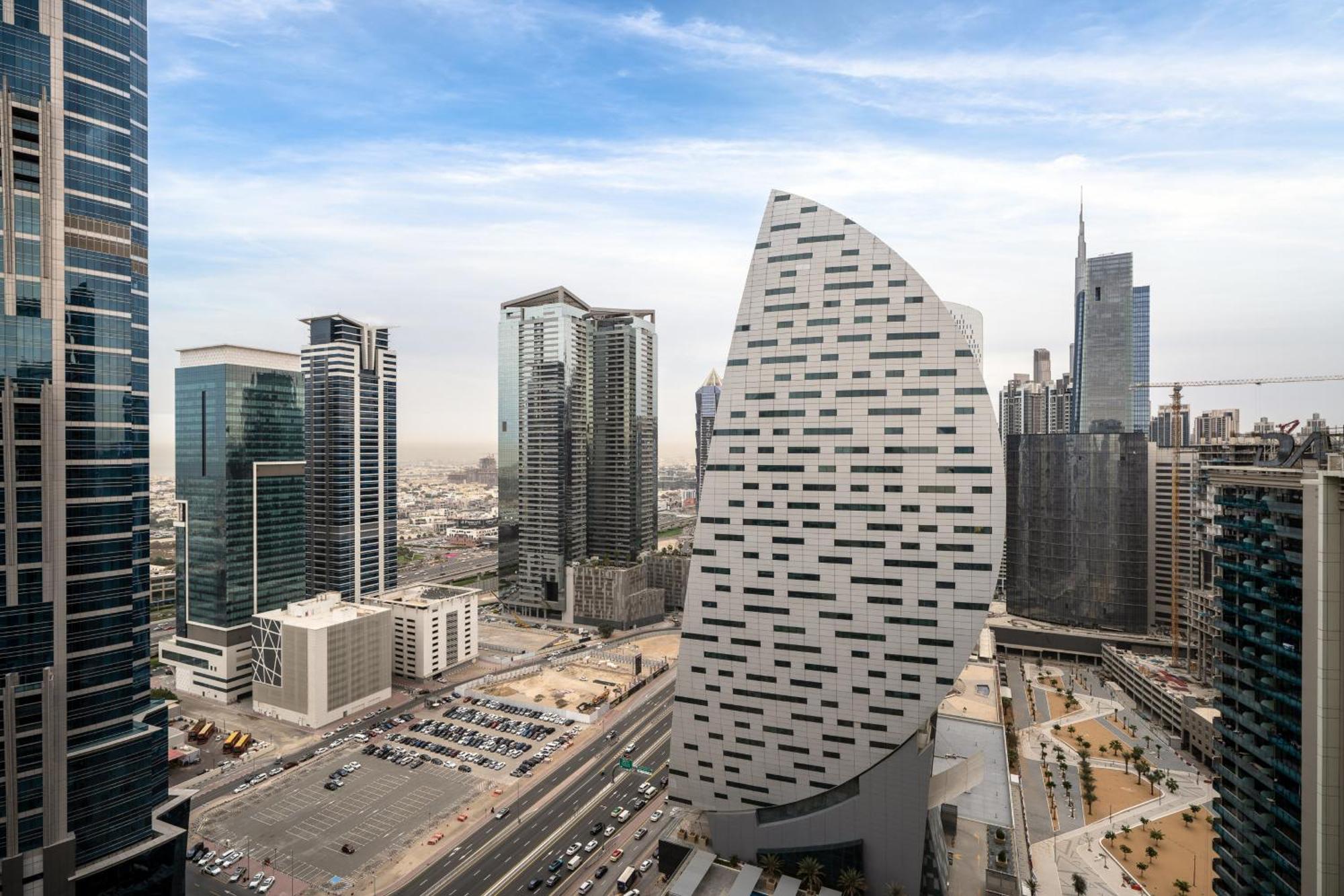 Apartment Spacious 2-bedroom At Missoni, Steps From Canal, Business Bay Dubai