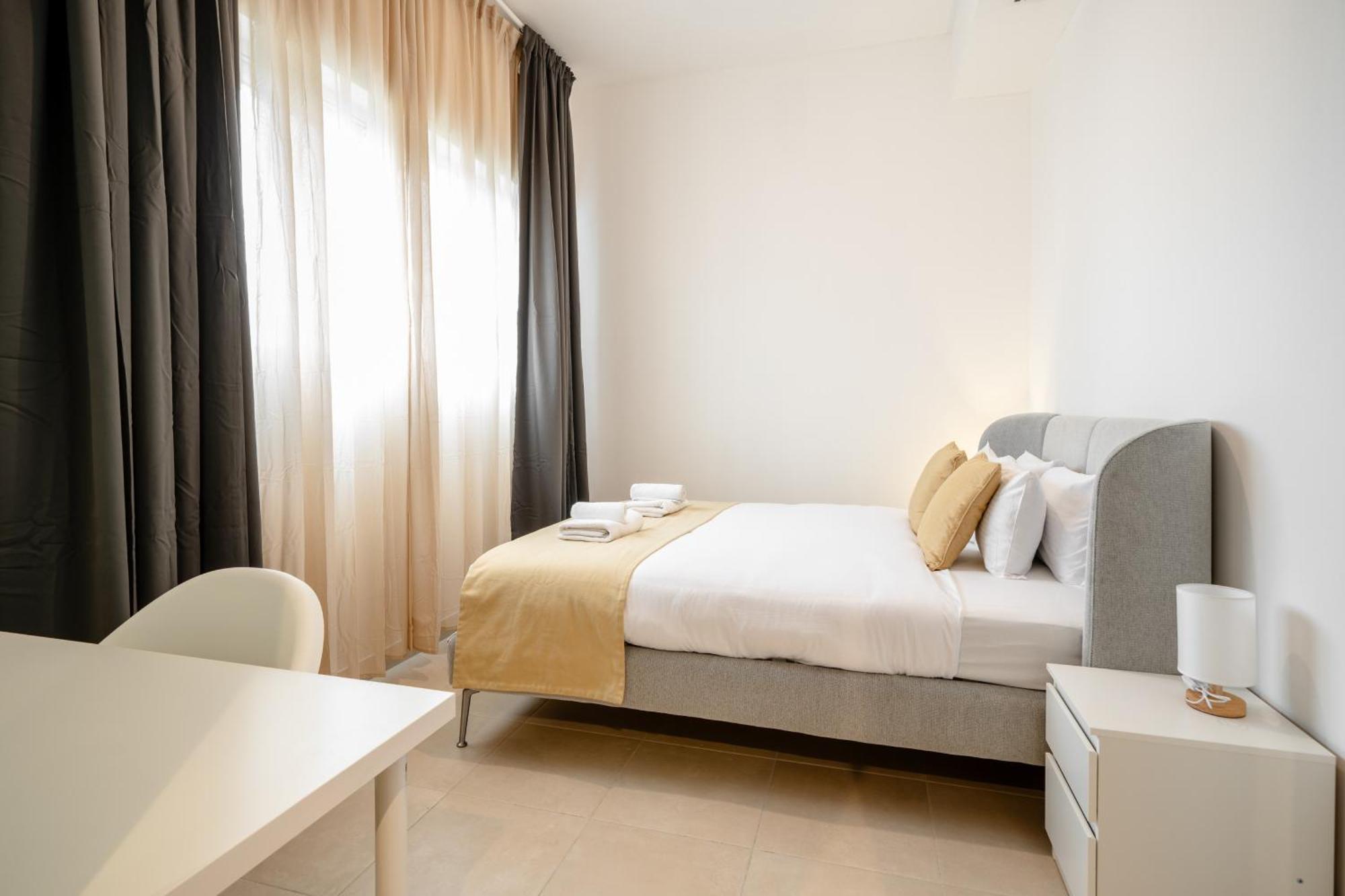 Spacious 2-bedroom At Missoni, Steps From Canal, Business Bay *