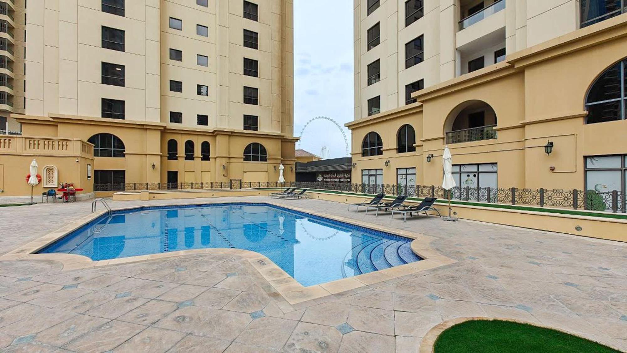 Stylish 4-bedroom With Balcony Views In Jbr Apartment Dubai