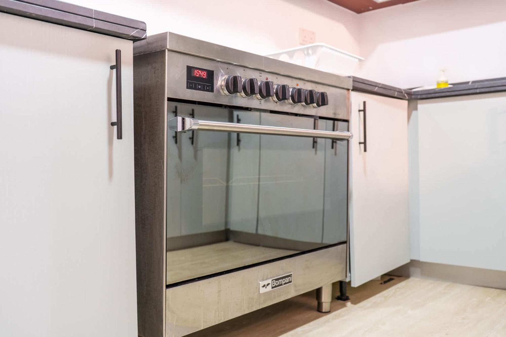 Apartment Stylish 4-bedroom With Balcony Views In Jbr *