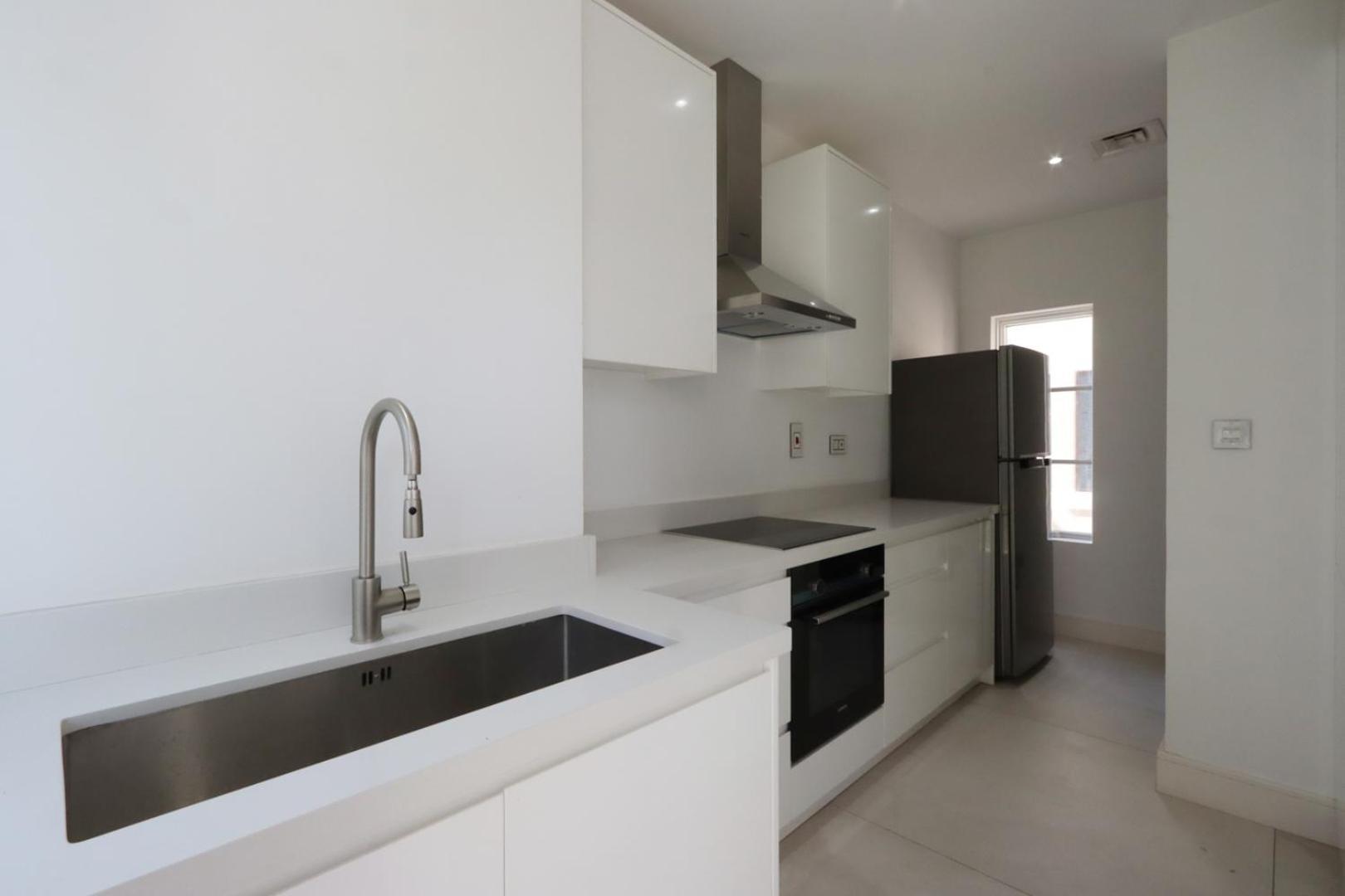 Livbnb-luxurious Family Getaway, 6br Apartment