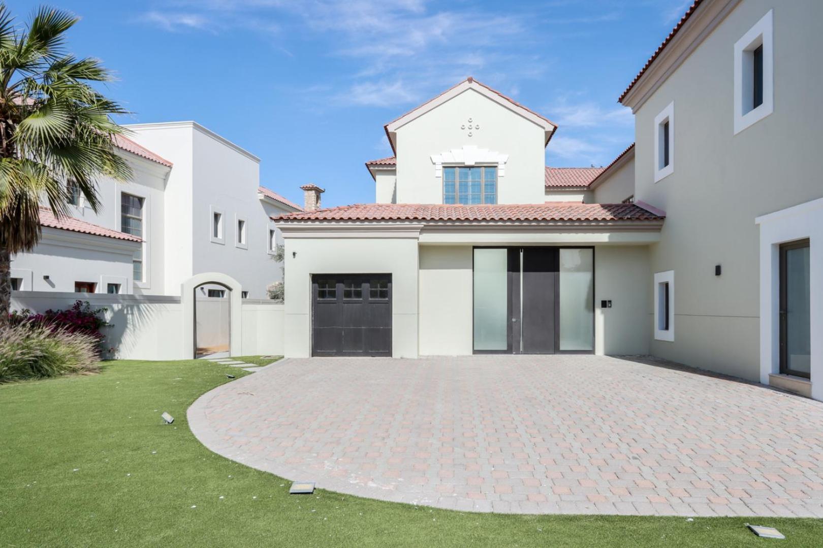 Livbnb-luxurious Family Getaway, 6br * Dubai