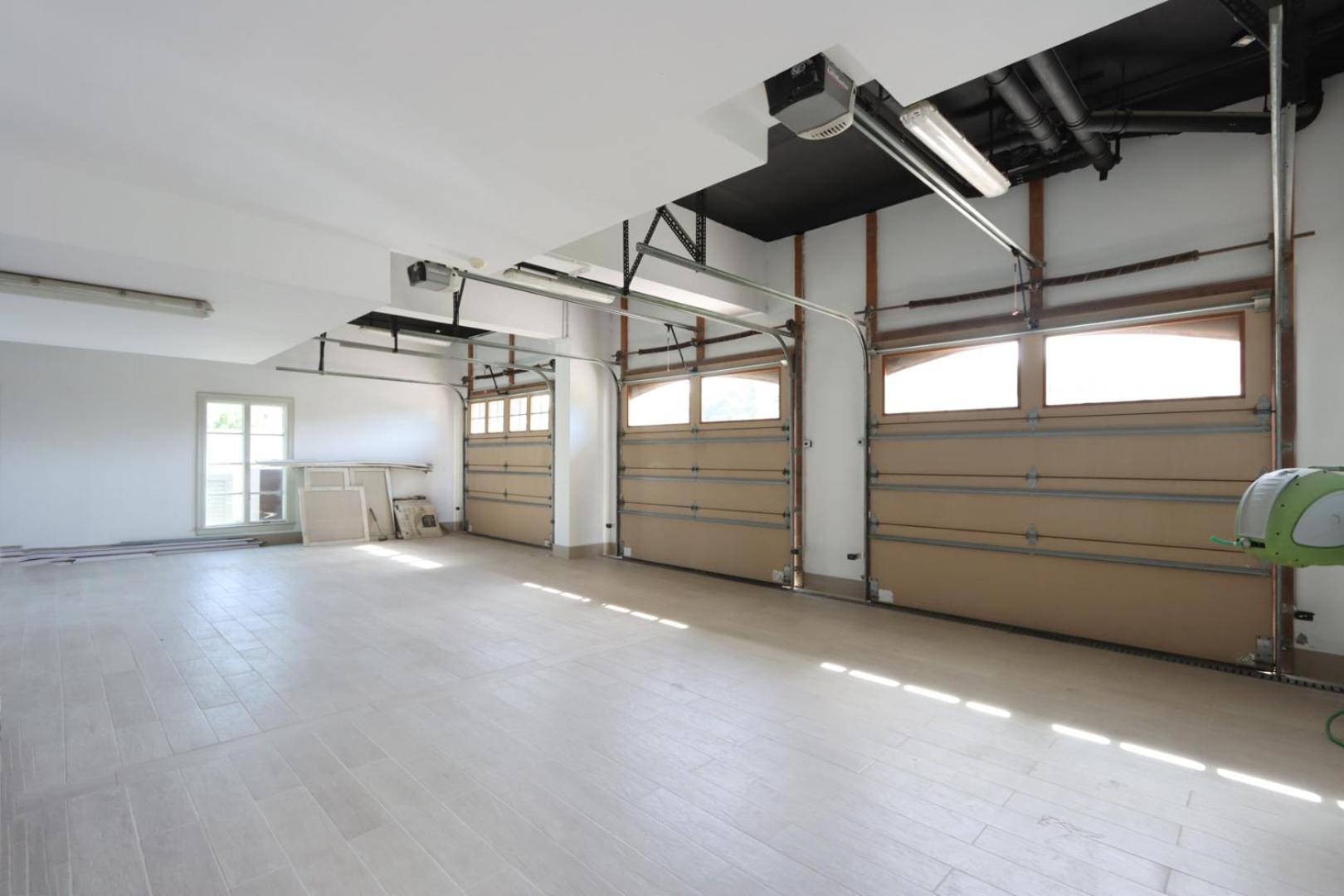 Livbnb-luxurious Family Getaway, 6br Apartment Dubai