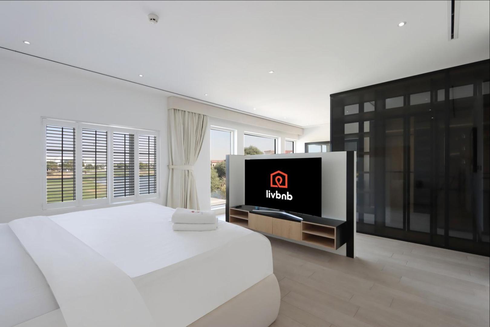 Livbnb-luxurious Family Getaway, 6br Apartment Dubai