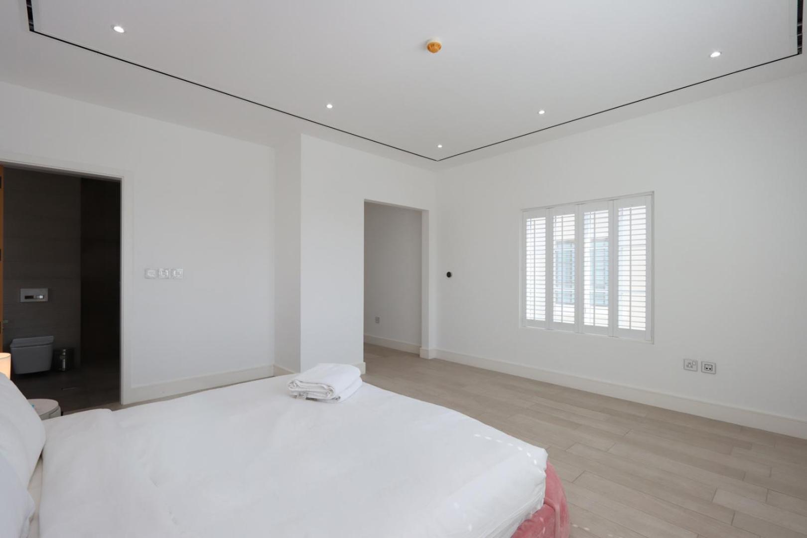 Livbnb-luxurious Family Getaway, 6br Apartment