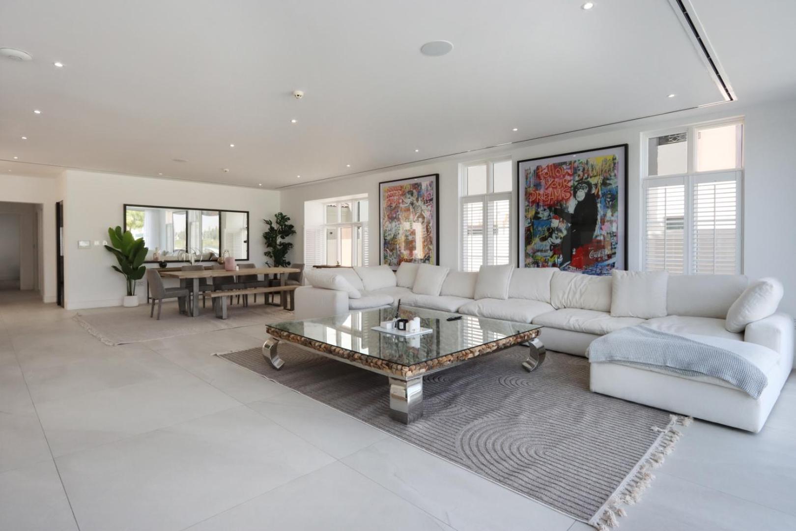 Livbnb-luxurious Family Getaway, 6br * Dubai