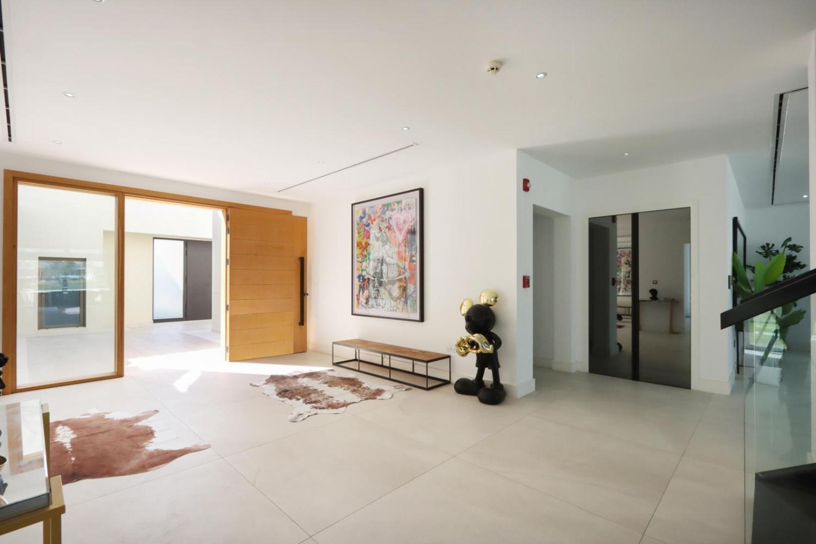 Livbnb-luxurious Family Getaway, 6br Apartment *