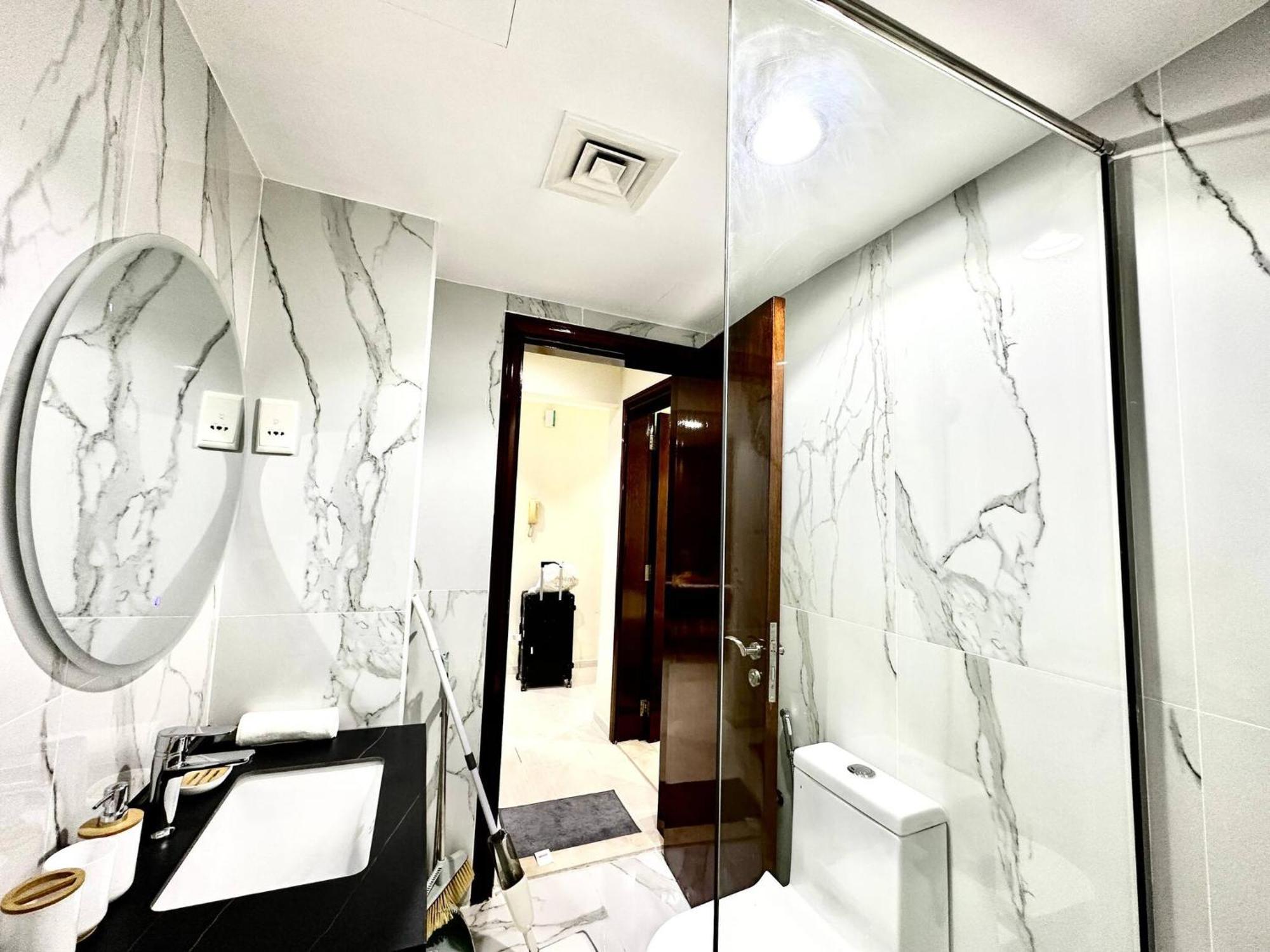 Elegant 2 Bedroom In Marina Walking Metro & Beach- Marina Park *