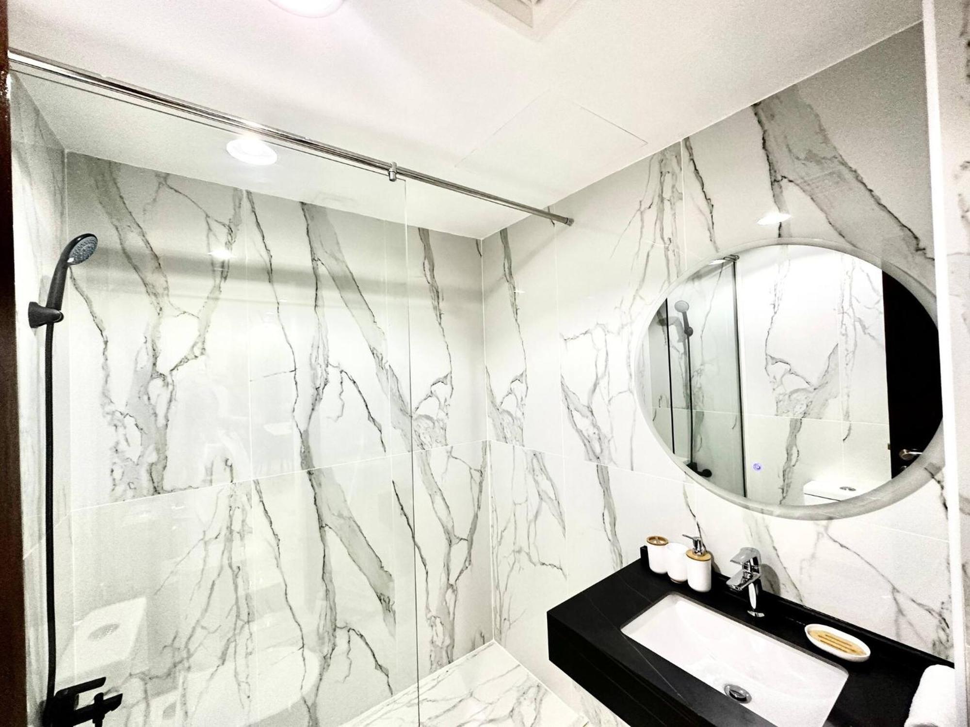 Elegant 2 Bedroom In Marina Walking Metro & Beach- Marina Park Apartment