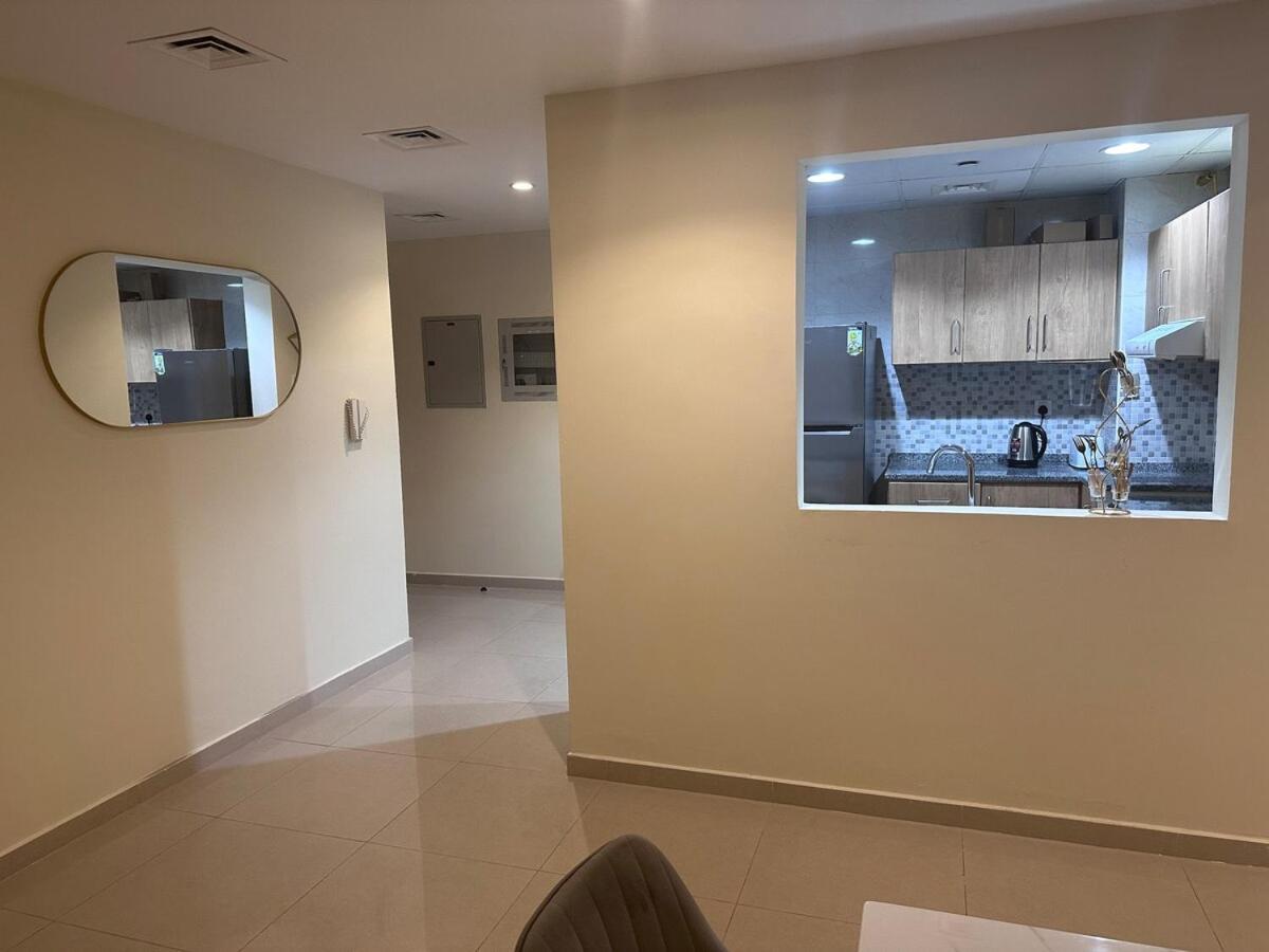 1 Bedroom Jvc Apartment