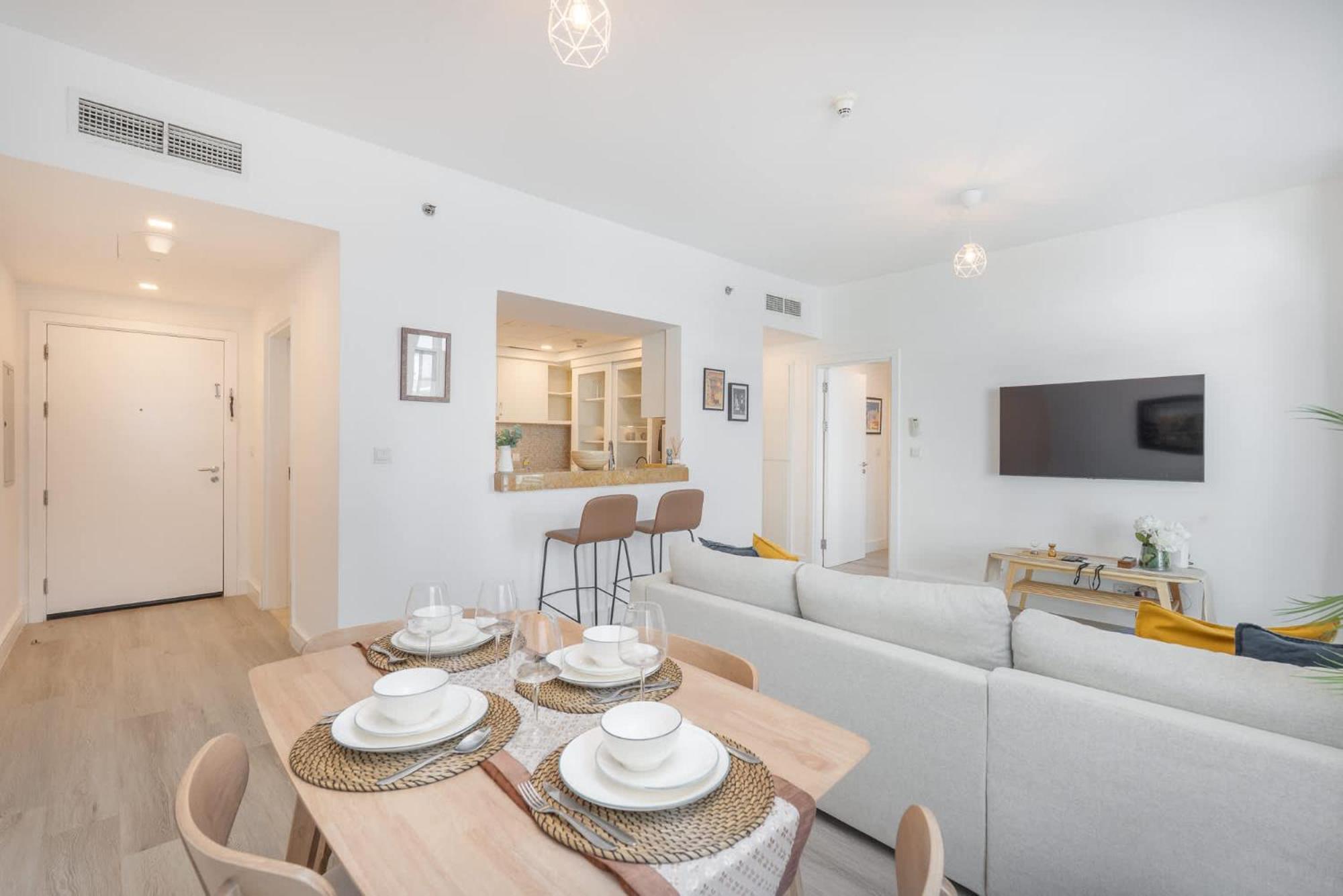 Apartment Remarkable 1 Bedroom Flat In Blakely Tower