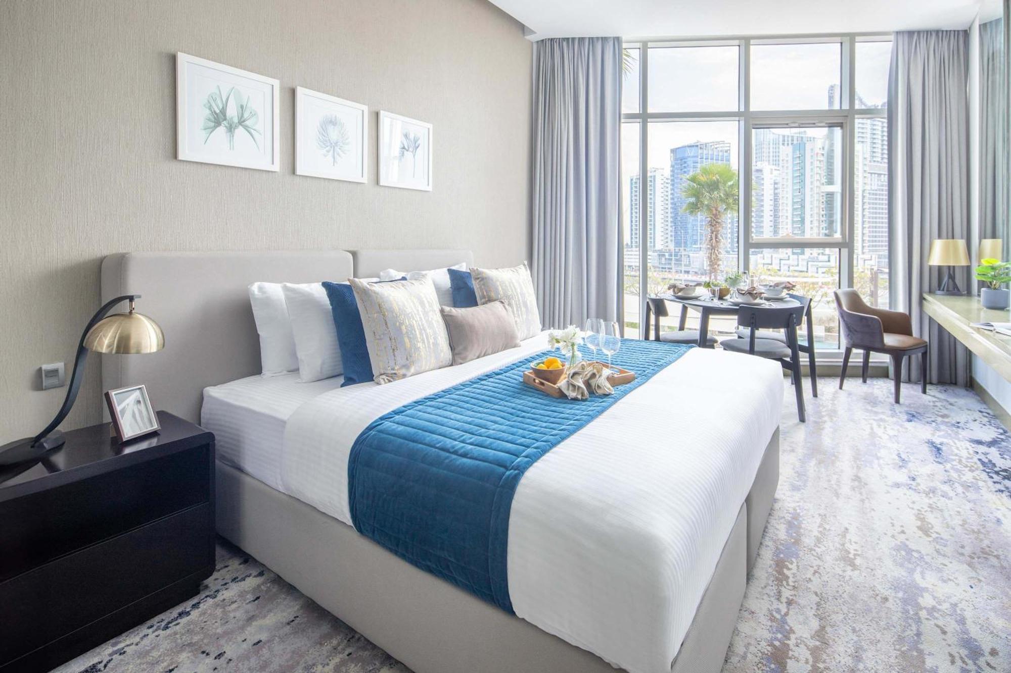 Frank Porter - Damac Prive B Apartment