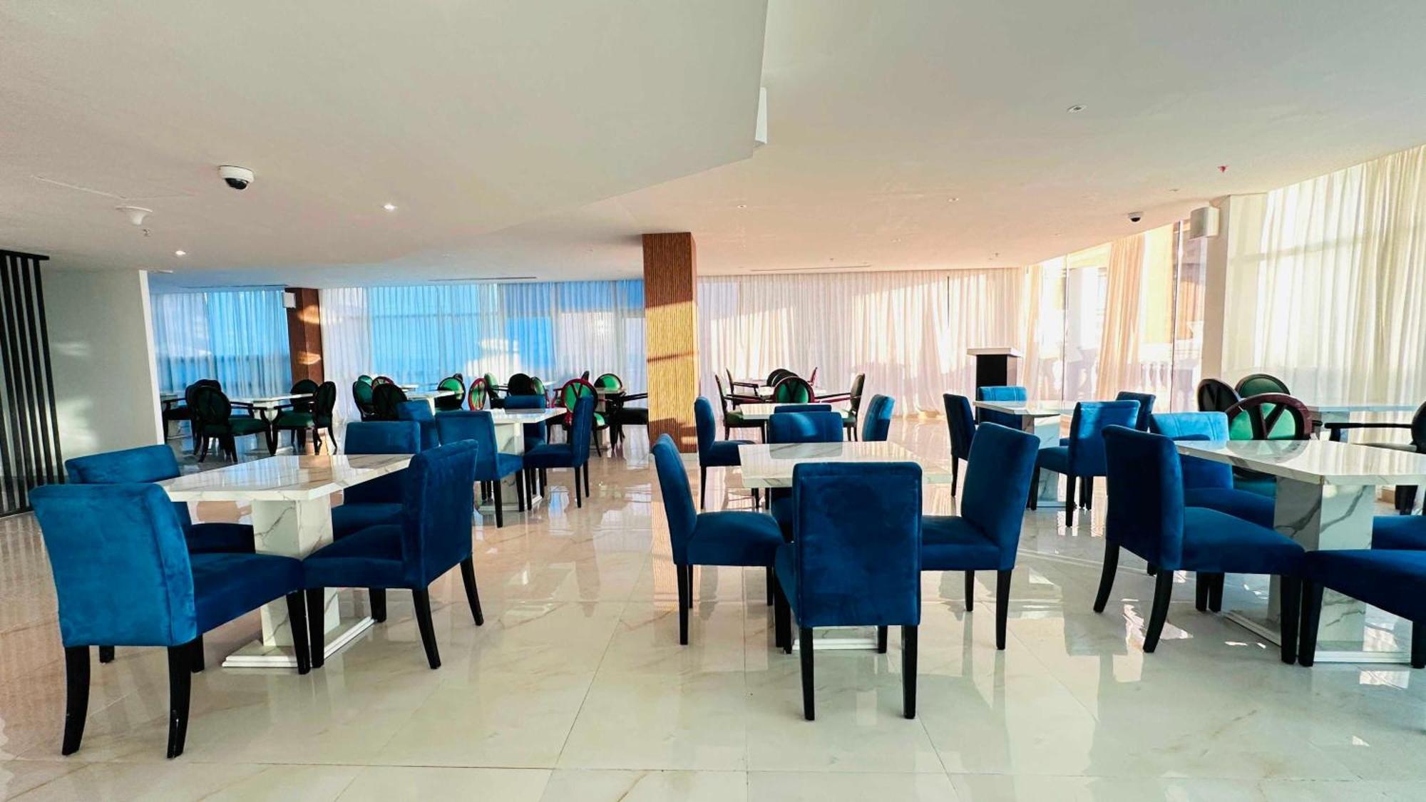 Dancenter Prime Sheikh Zayed Road Luxury Difc Dubai