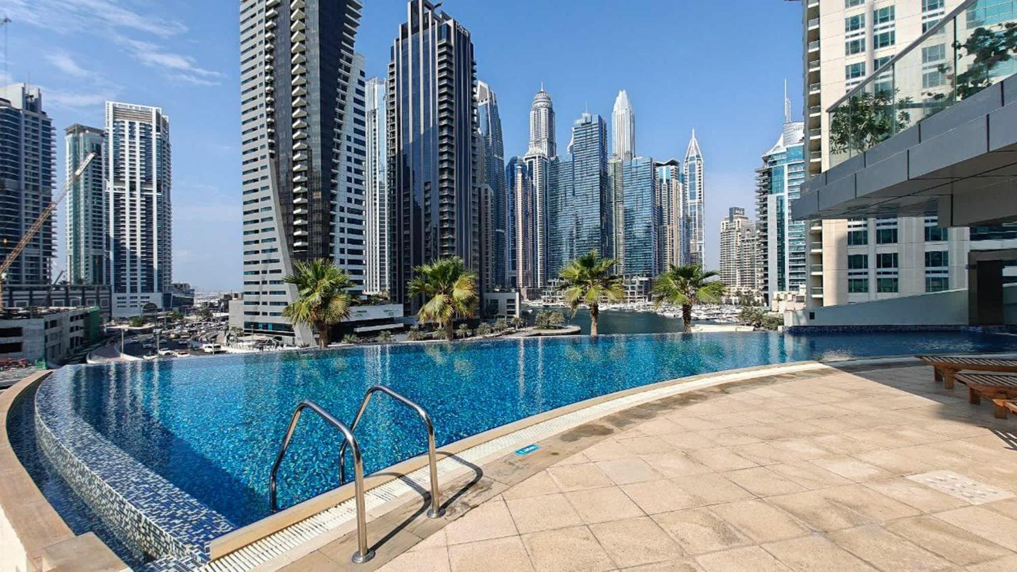 Prime 2br Family Haven In Marina * Dubai