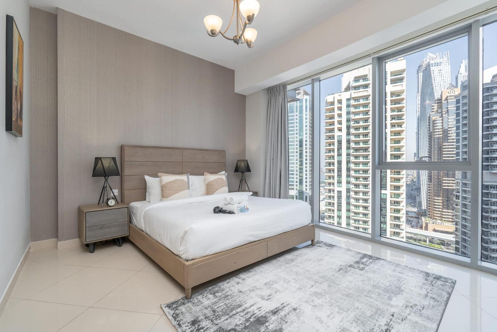 Prime 2br Family Haven In Marina Apartment Dubai