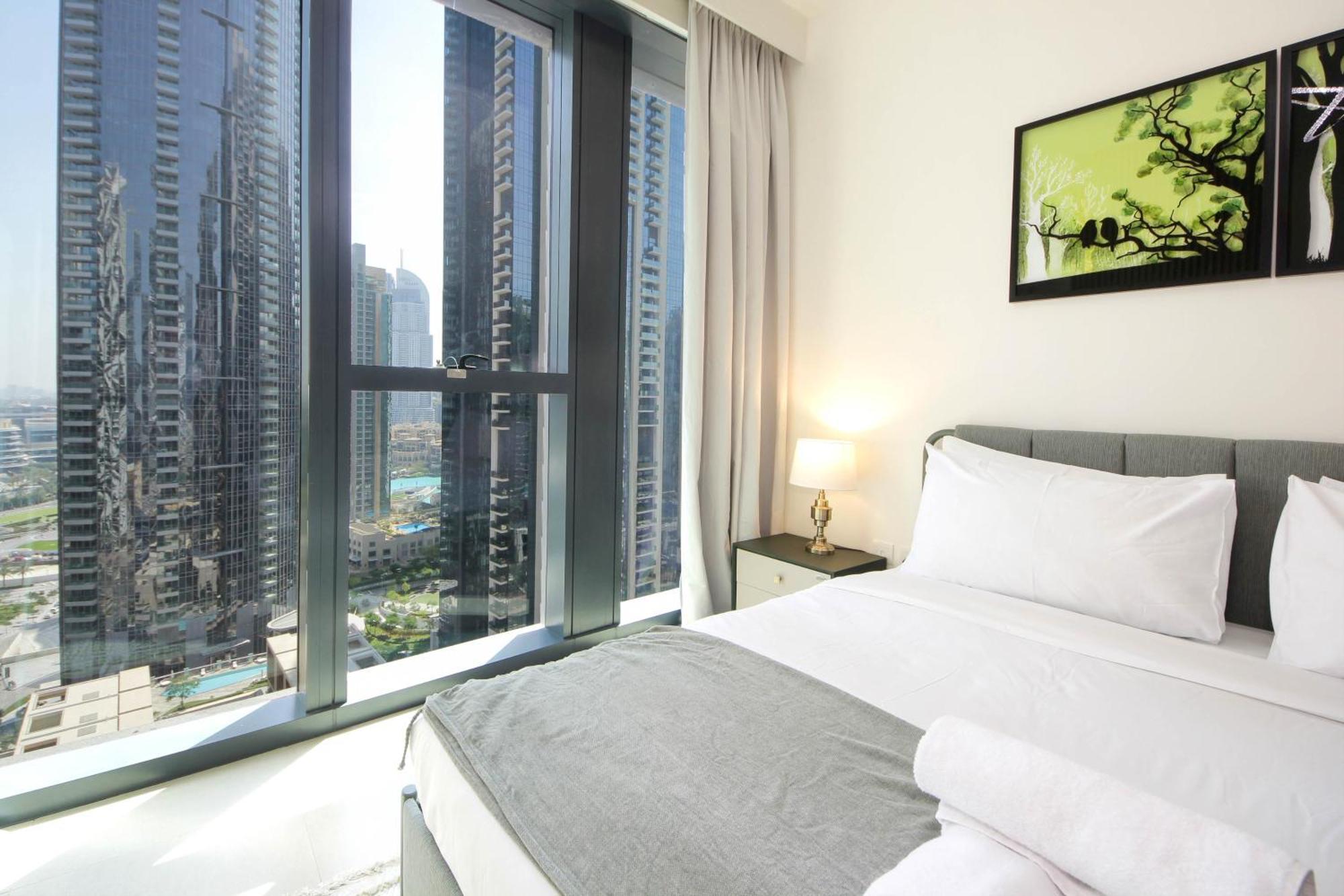 Apartment Spacious 2bhk Boulevard Heights Downtown *