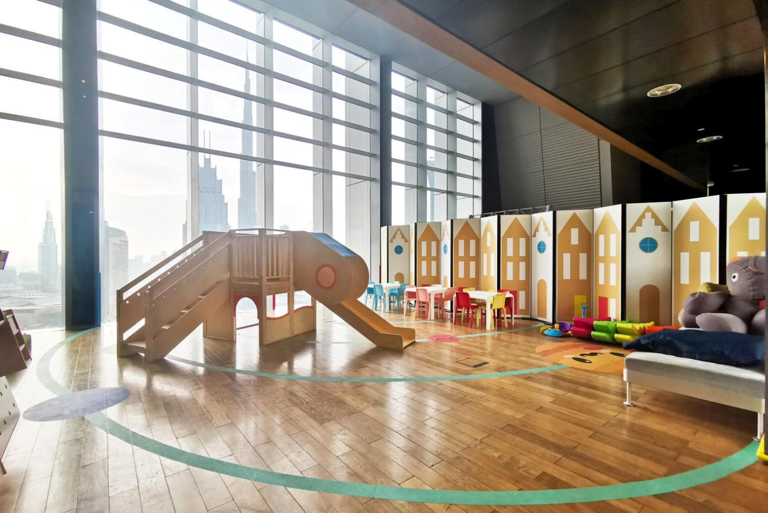 Blueground Index Tower View Pool Gym Dxb-1240 Apartment