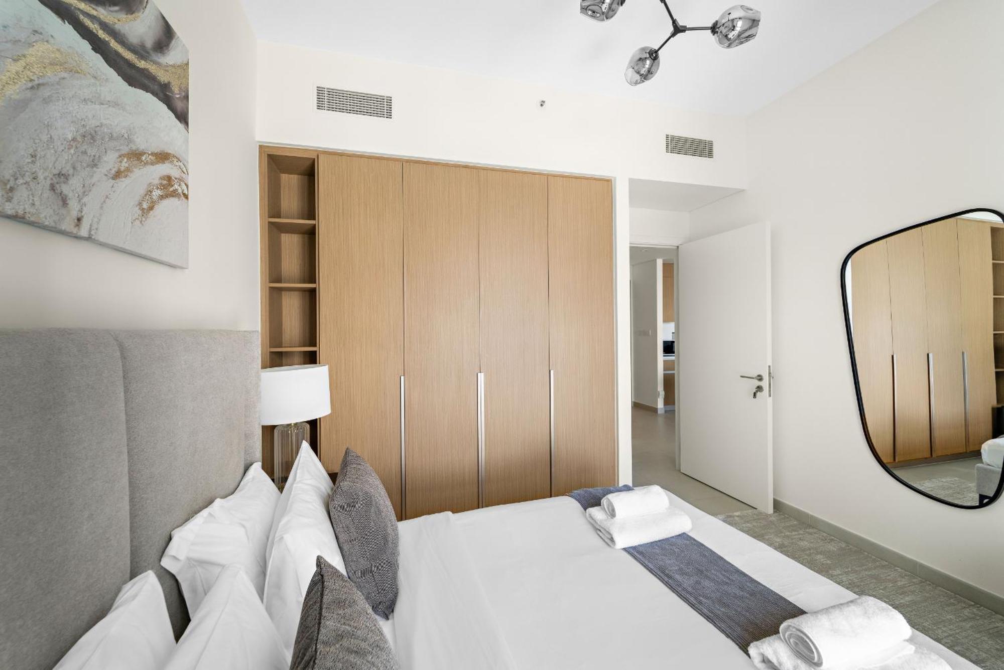 Vayk - Stylish 1 Bd Getaway In Creek Harbour * Dubai