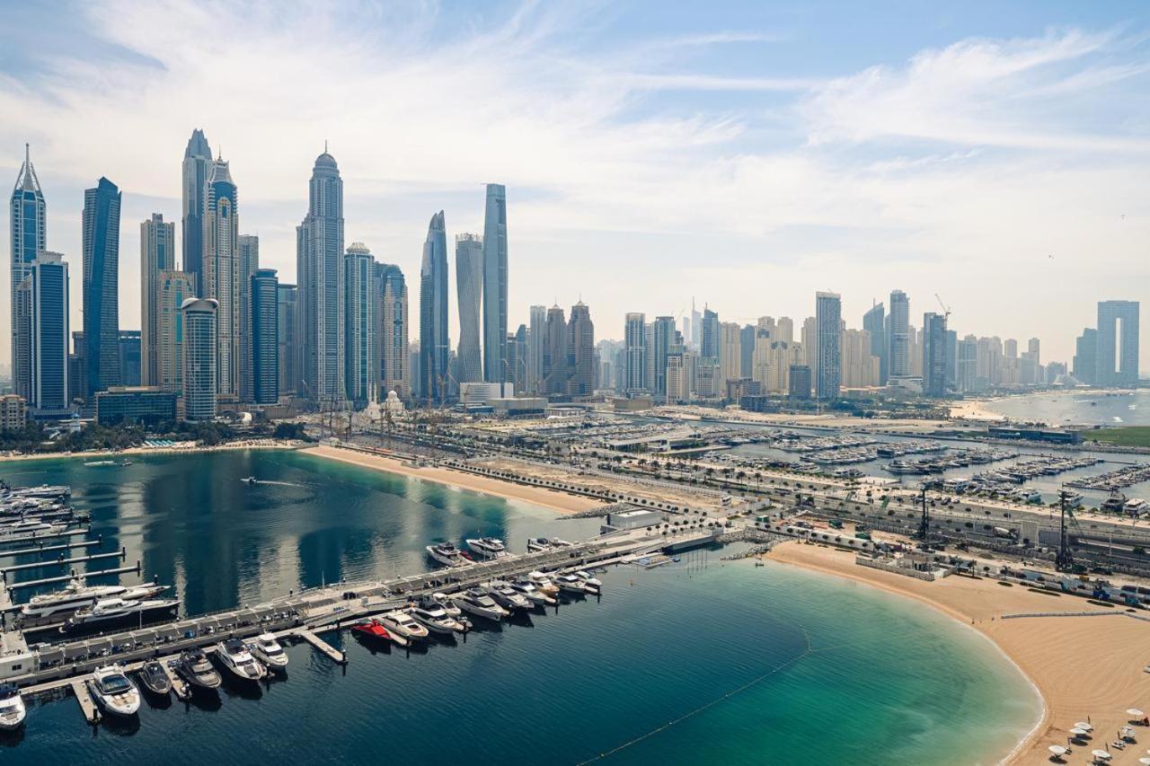 Apartment Luxury 2bdr With Spectacular Frontline And Sea Views *