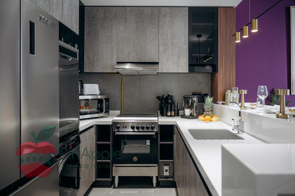 Mbl Royal Life In Jlt 1br Lux Facilities Apartment *