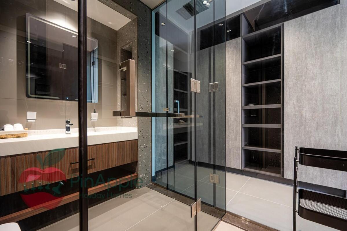 Apartment Mbl Royal Life In Jlt 1br Lux Facilities *