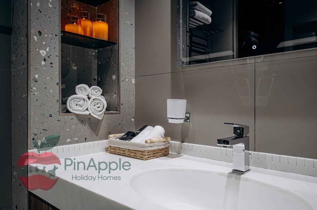 Mbl Royal Life In Jlt 1br Lux Facilities * Dubai