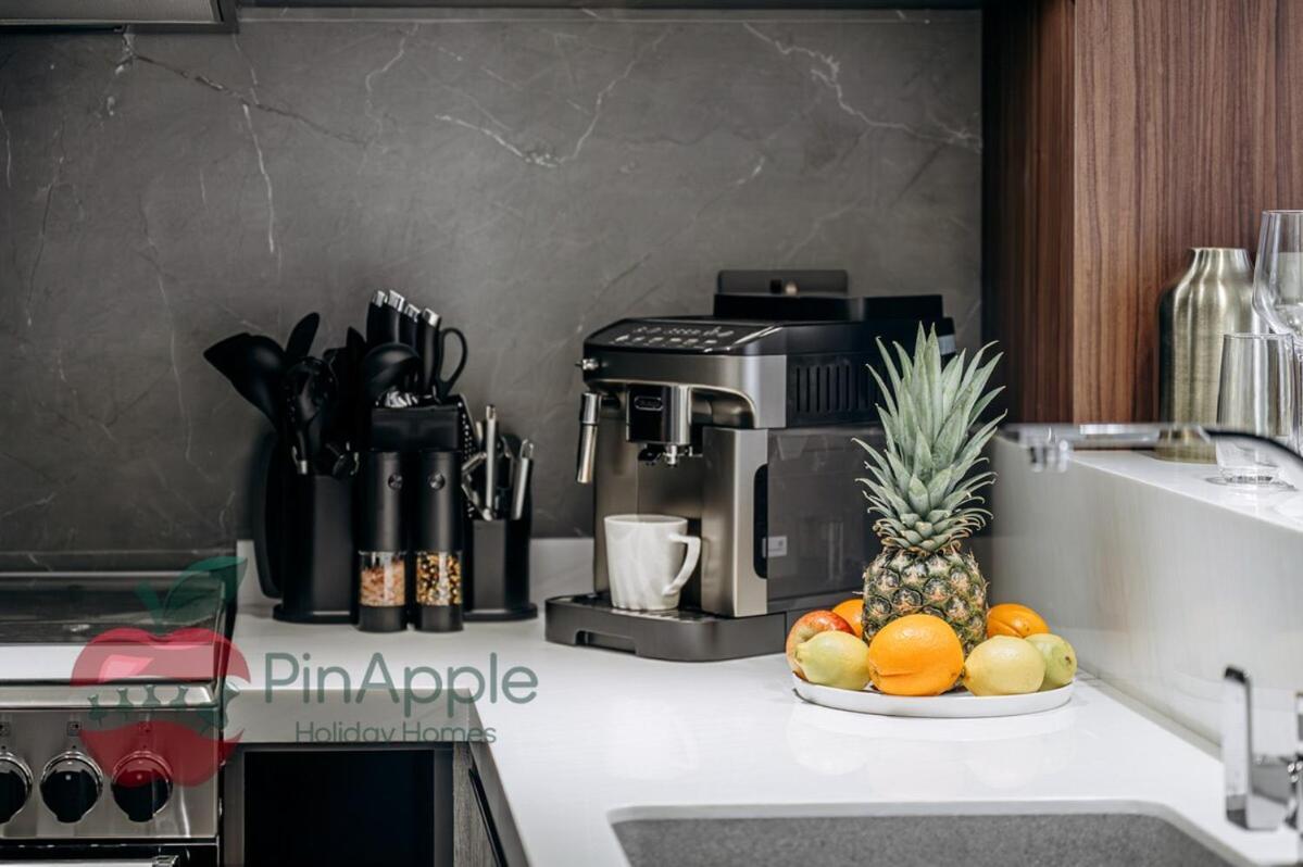 Apartment Mbl Royal Life In Jlt 1br Lux Facilities Dubai