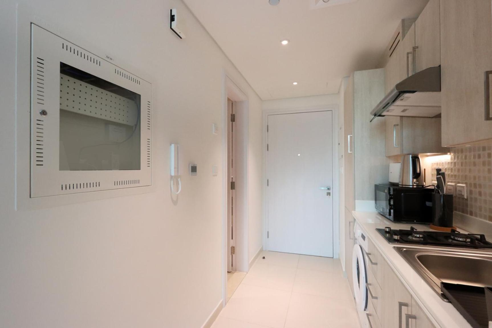 Exquisite Near Nakheel Mall By Livbnb Apartment Dubai
