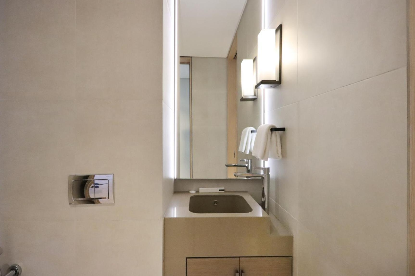 Livbnb - Stunning 1b With Marina View And Access Apartment Dubai