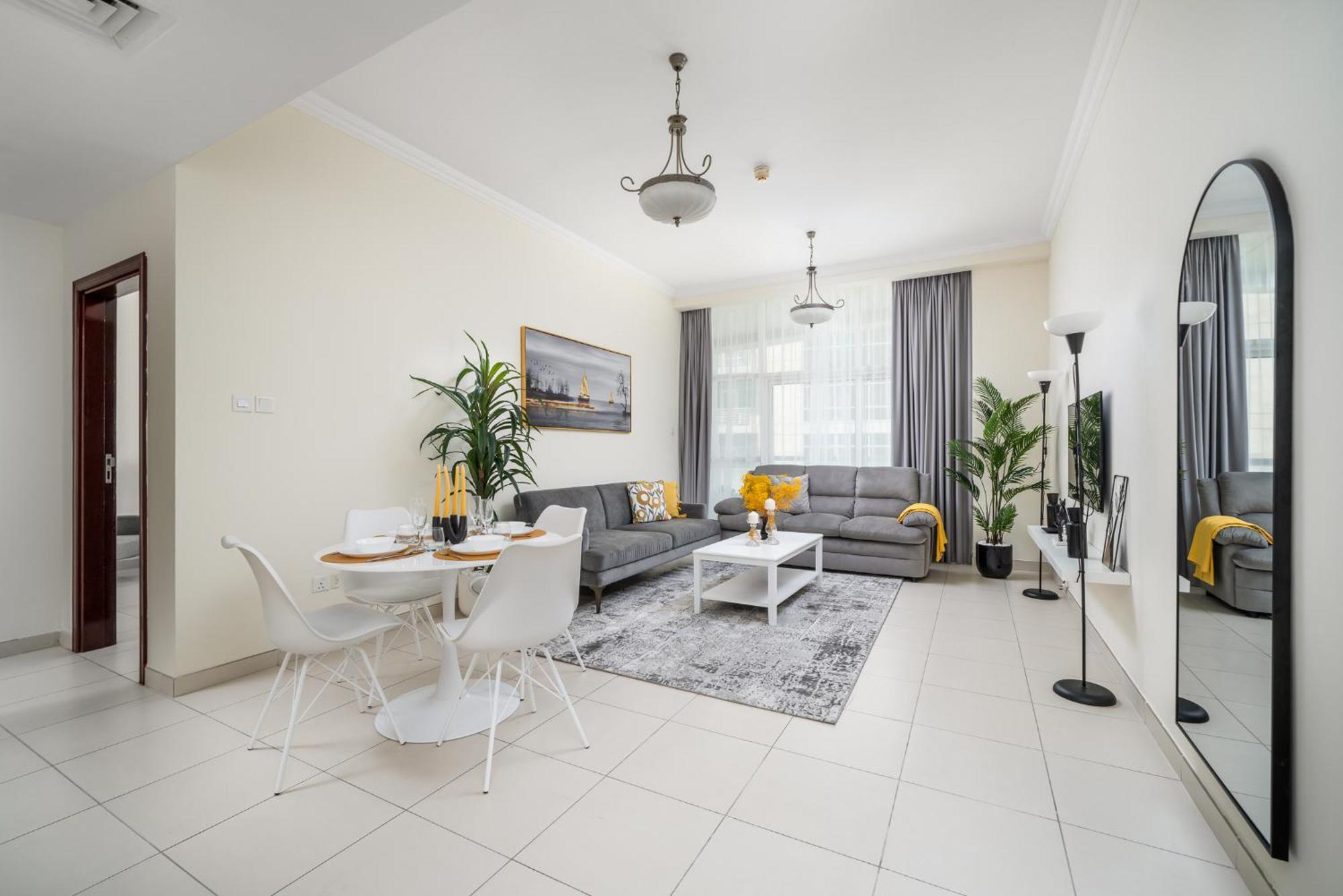 Spacious 2-bedroom At Missoni, Steps From Canal, Business Bay * Dubai