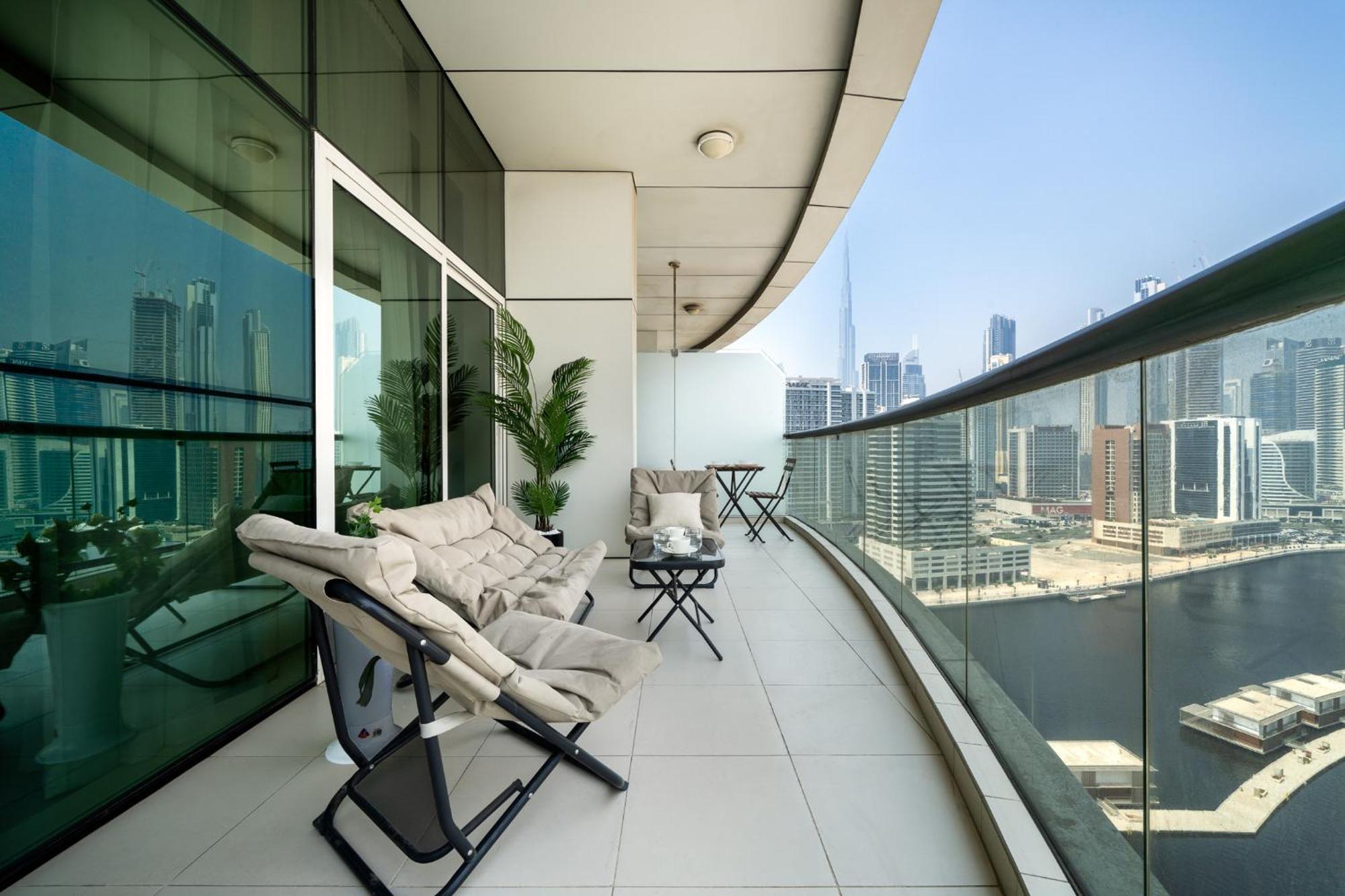 Spacious 2-bedroom At Missoni, Steps From Canal, Business Bay * Dubai
