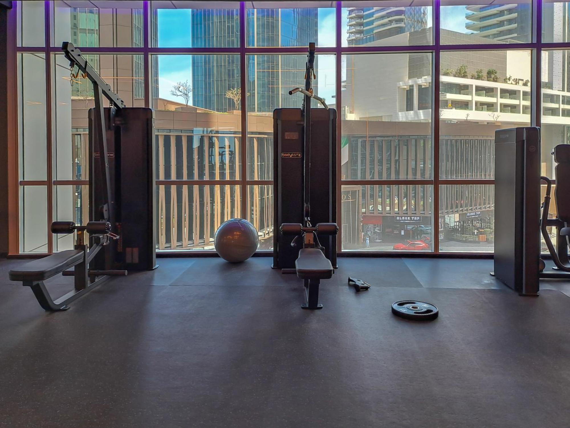 Jbr Grande Living - Stunning Sea View, Pool & Gym Apartment *