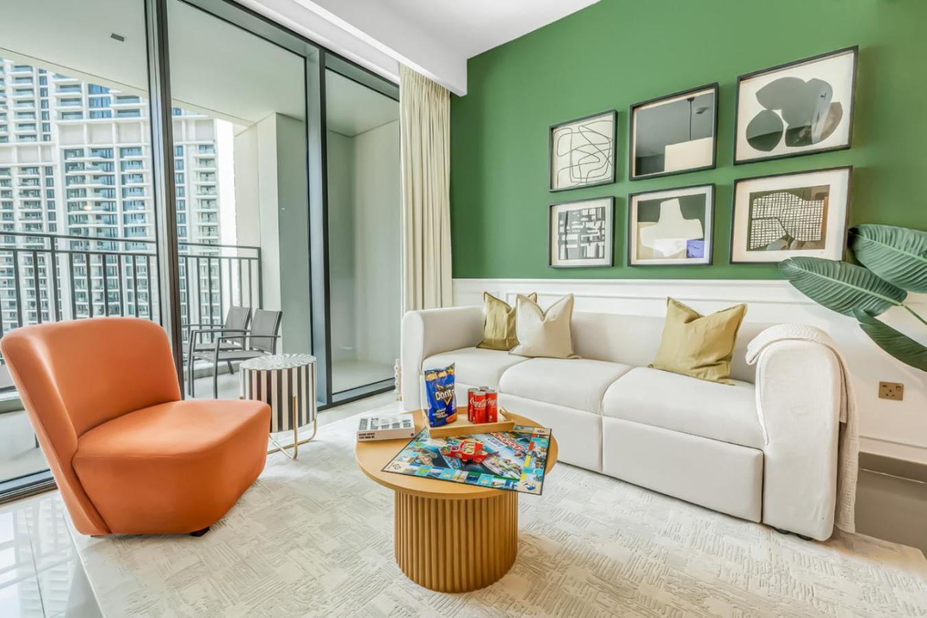 Large 1br With Gym And Pool In Iconic Tower *