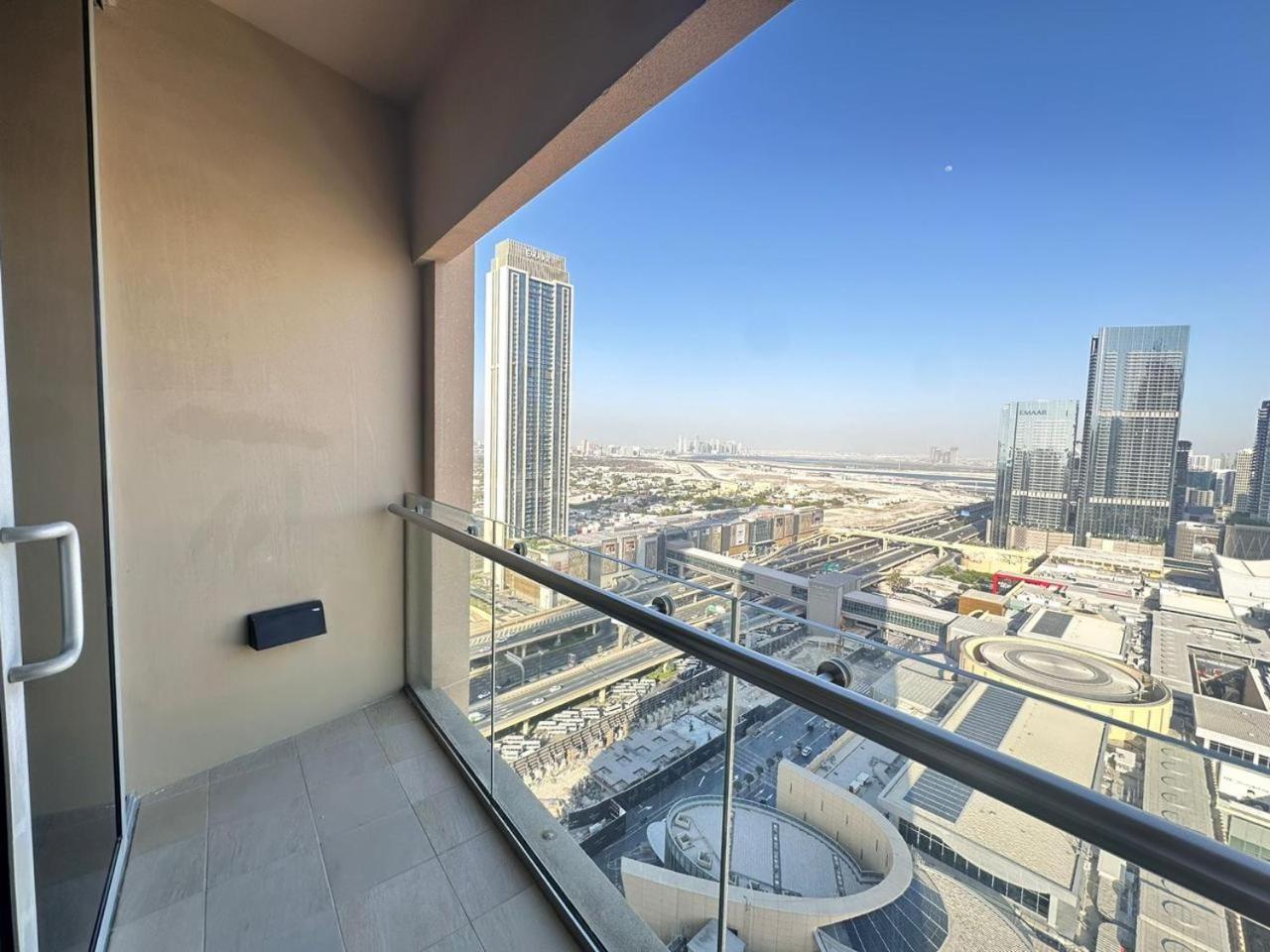 Durrani Homes - Mall Fashion Avenue * Dubai