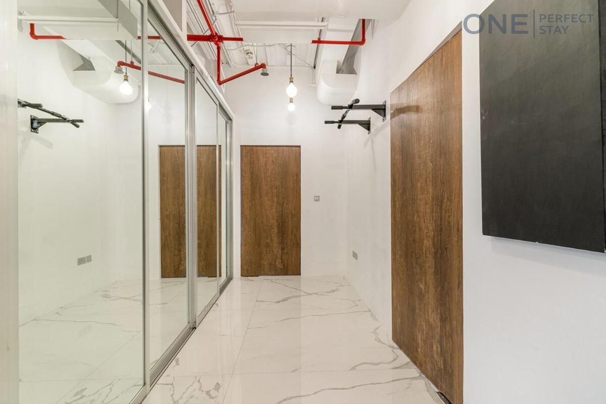 Luxe 3-bedroom Sky Retreat In Marina Apartment *