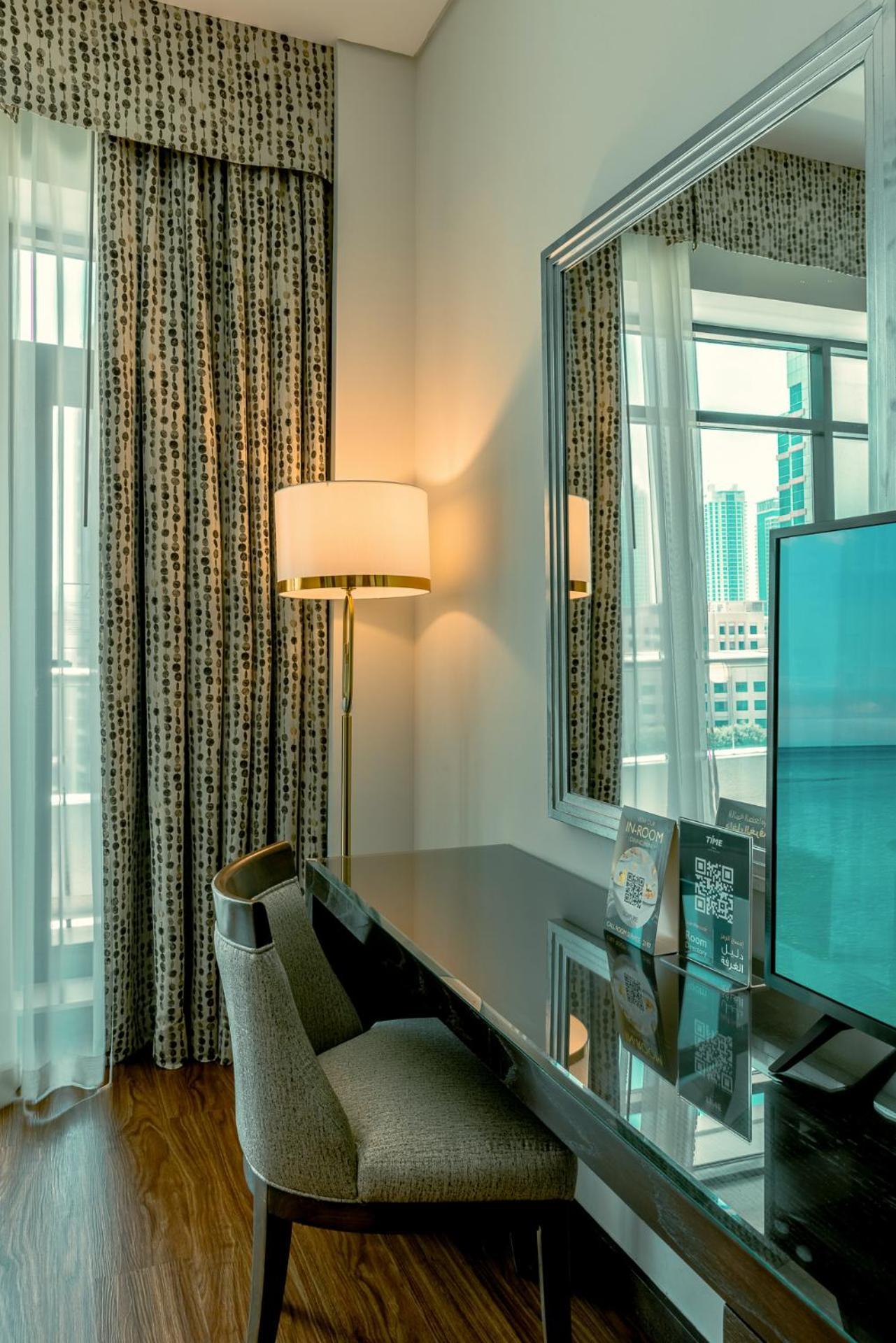 Hotel Time Oak & 4*