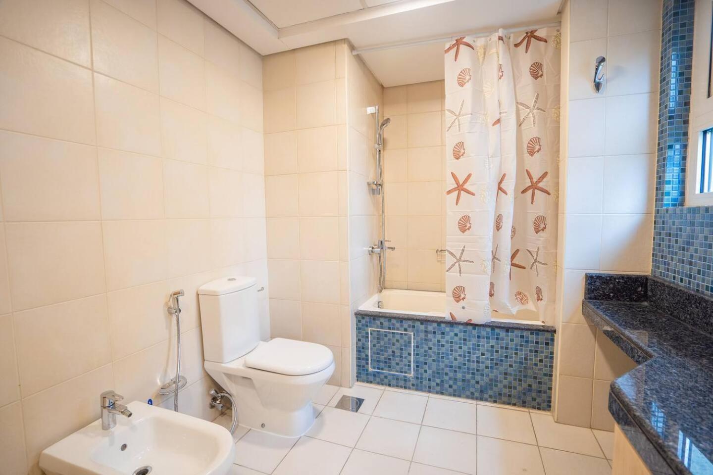 The Palm Luxury 4-Br Beach Club Access Dubai Apartment Dubai